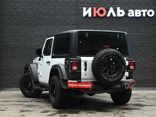 2021 Jeep Wrangler IV (JL), белый, 3955000 рублей, вид 4