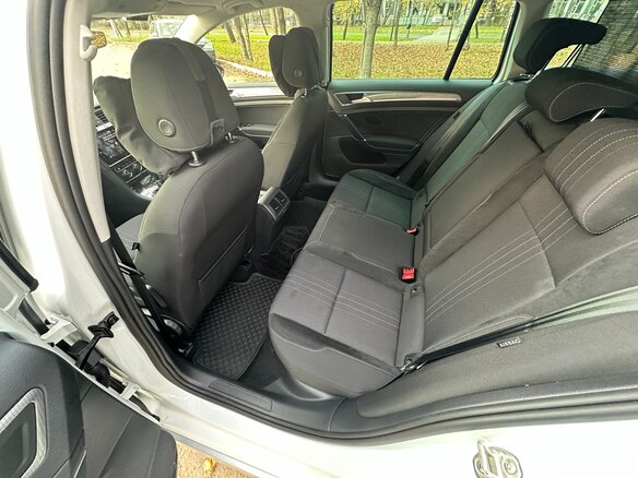 2019 Volkswagen Golf Alltrack VII Рестайлинг, белый, 2125000 рублей - вид 16