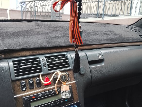 2000 Mercedes-Benz E-Класс 320 II (W210, S210) Рестайлинг, зелёный, 422000 рублей - вид 12