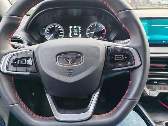 2023 Kaiyi E5, красный, 1600000 рублей - вид 4