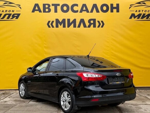 2012 Ford Focus III, чёрный, 620000 рублей - вид 3