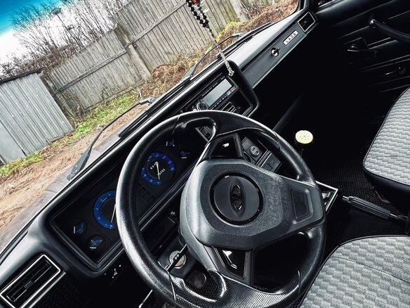 2005 Lada (ВАЗ) 2107, красный, 110000 рублей - вид 20