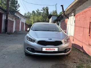 2014 Kia Ceed II, серебристый, 700000 рублей, вид 1