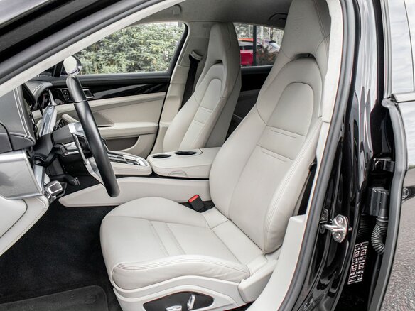 2018 Porsche Panamera 4 II, чёрный, 7700000 рублей - вид 21