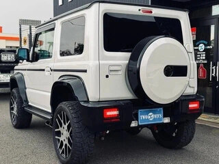 2022 Suzuki Jimny Sierra IV, белый, 2400222 рублей, вид 5