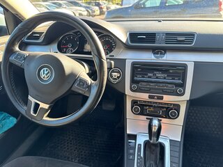 2011 Volkswagen Passat B7, голубой, 1050000 рублей, вид 5