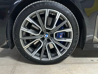 2020 BMW 7 серии Long 730Ld xDrive VI (G11/G12) Рестайлинг, чёрный, 8900000 рублей, вид 5