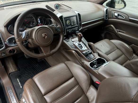 2012 Porsche Cayenne Turbo II (958), чёрный, 2100000 рублей - вид 6