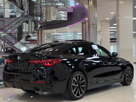 2025 BMW 4 серии Gran Coupe 420d xDrive G22, G23, G26 Рестайлинг, чёрный, 8595000 рублей, вид 4