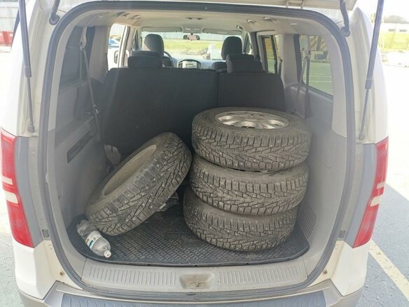 2013 Hyundai H-1, белый, 1480000 рублей - вид 8