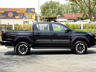 2026 Toyota Hilux IX, чёрный, 8100000 рублей, вид 4