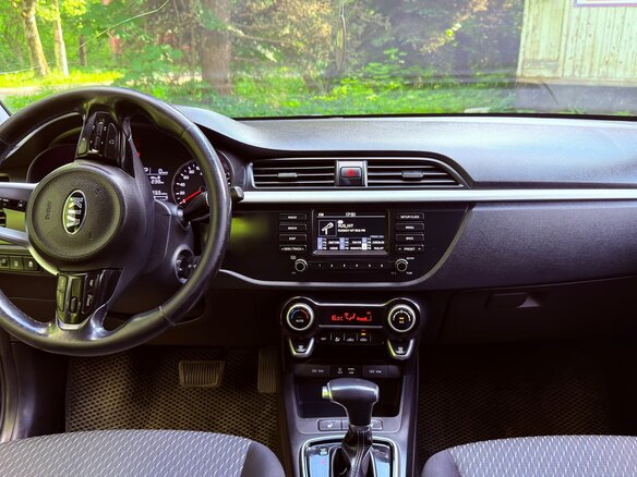 2018 Kia Rio IV, чёрный, 1450000 рублей - вид 7