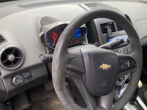 2014 Chevrolet Aveo II, серый, 630000 рублей - вид 5