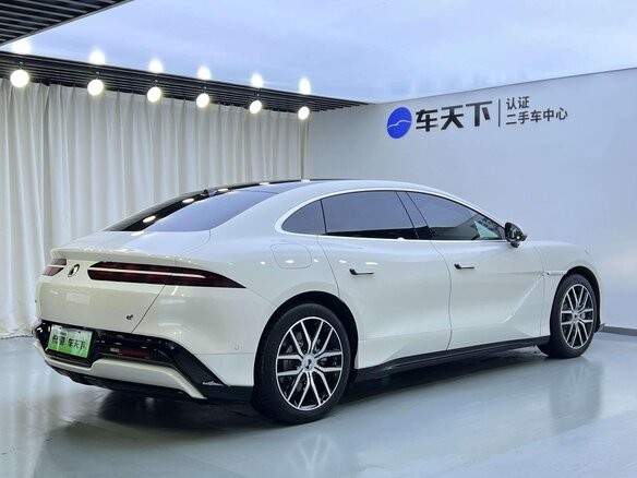 2026 Denza Z9, белый, 9999666 рублей - вид 5