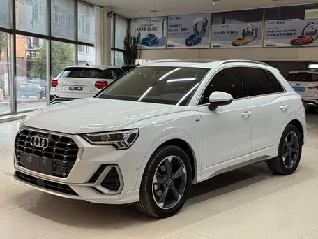2022 Audi Q3 35 TFSI II (F3), белый, 2750000 рублей, вид 1
