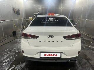 2019 Hyundai Sonata VII (LF) Рестайлинг, белый, 906400 рублей, вид 4