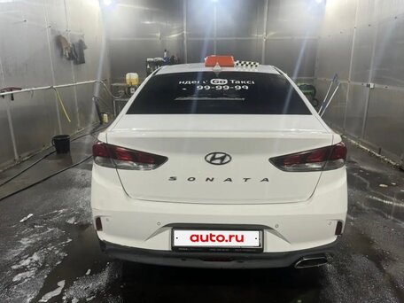 2019 Hyundai Sonata VII (LF) Рестайлинг, белый, 906400 рублей, вид 4