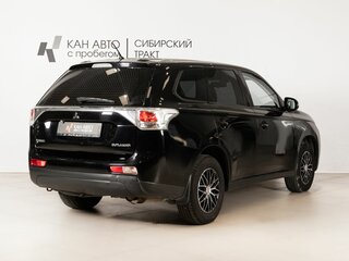 2013 Mitsubishi Outlander III, чёрный, 1048658 рублей, вид 3