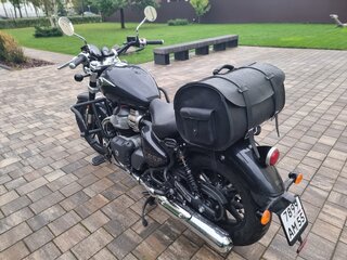2025 Royal Enfield Super Meteor, чёрный, 620000 рублей, вид 4