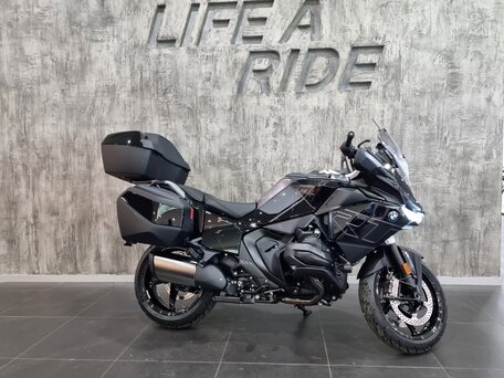 2025 BMW R 1300 RT, чёрный, 3050000 рублей, вид 1