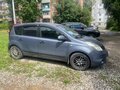 2010 Nissan Note I Рестайлинг, серый, 450000 рублей - вид 4