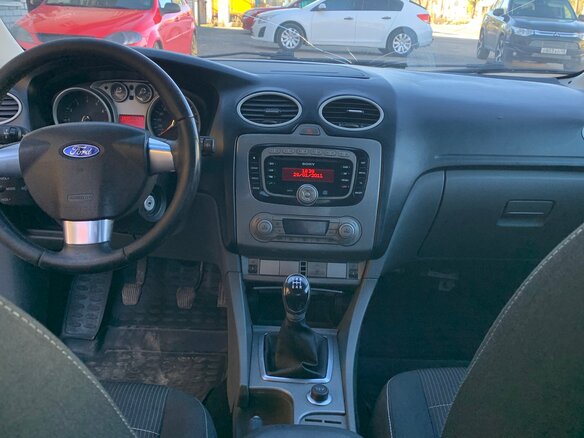 2011 Ford Focus II Рестайлинг, чёрный, 398000 рублей - вид 4