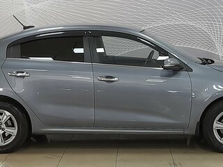 2017 Kia Rio IV, серый, 849000 рублей, вид 4
