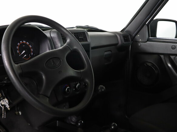 2024 Lada (ВАЗ) Niva Legend I, белый, 949990 рублей - вид 8