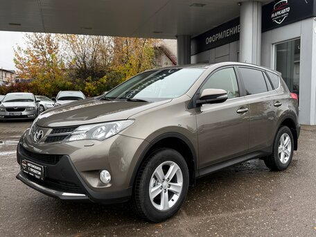 2014 Toyota RAV4 IV (XA40), коричневый, 1850000 рублей, вид 1