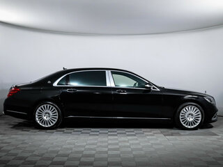 2018 Mercedes-Benz Maybach S-Класс 560 I (X222) Рестайлинг, чёрный, 5990000 рублей, вид 4