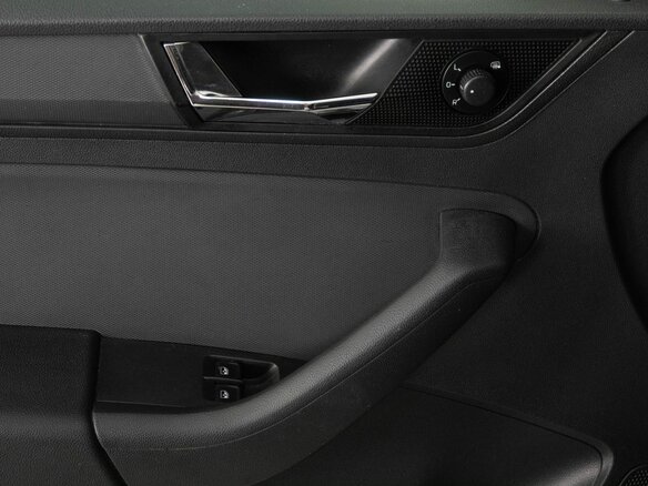 2018 Skoda Rapid I Рестайлинг, бежевый, 1100000 рублей - вид 14
