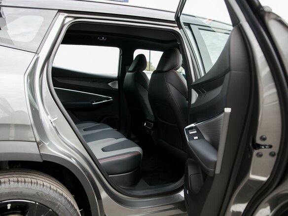 2026 Geely Cityray, серый, 3384990 рублей - вид 13