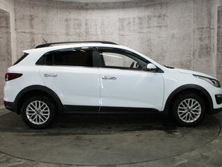2020 Kia Rio X-Line IV, белый, 1694000 рублей, вид 4