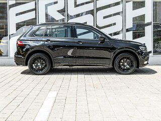 2019 Volkswagen Tiguan II, чёрный, 2290000 рублей, вид 5
