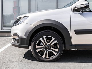 2026 Lada (ВАЗ) Largus Cross I Рестайлинг, серебристый, 2042000 рублей, вид 2