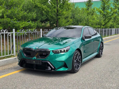 BMW M5 VII (G90)