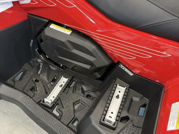 2026 HND QRX 650, красный, 999900 рублей - вид 7