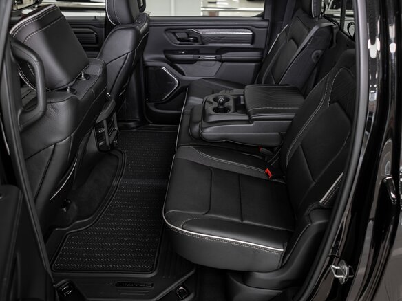 2026 Ram 1500 Crew Cab eTorque V Рестайлинг, чёрный, 11300000 рублей - вид 20