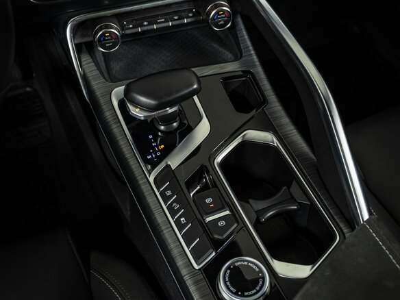 2022 Geely Tugella I, серый, 2479000 рублей - вид 16