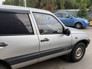 2008 Chevrolet Niva I, серебристый, 270000 рублей, вид 4