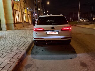 2022 Audi Q7 45 TFSI II (4M) Рестайлинг, белый, 6500000 рублей, вид 5