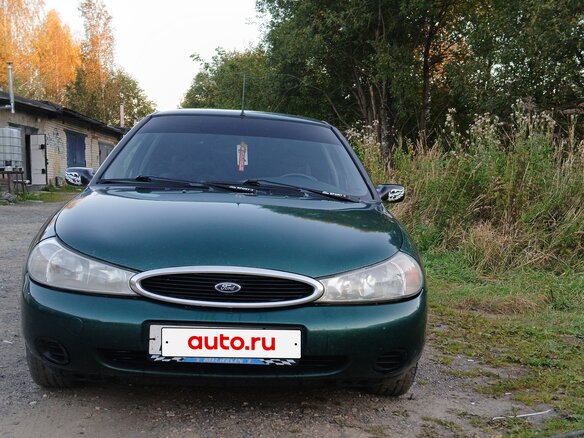 1996 Ford Mondeo II, зелёный