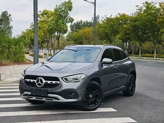 2022 Mercedes-Benz GLA 180 II (H247), серый, 2570025 рублей, вид 2