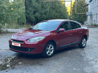 2010 Renault Fluence I, красный, 390000 рублей, вид 1
