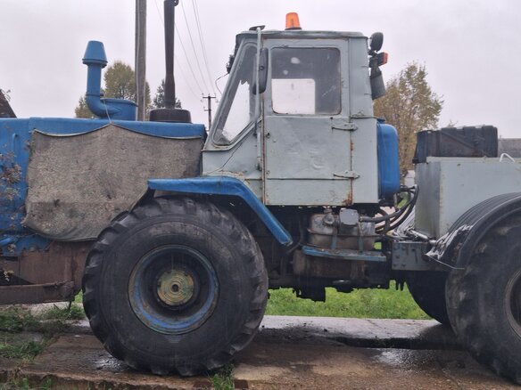 1988 ХТЗ Т-150К, серый, 700000 рублей - вид 2
