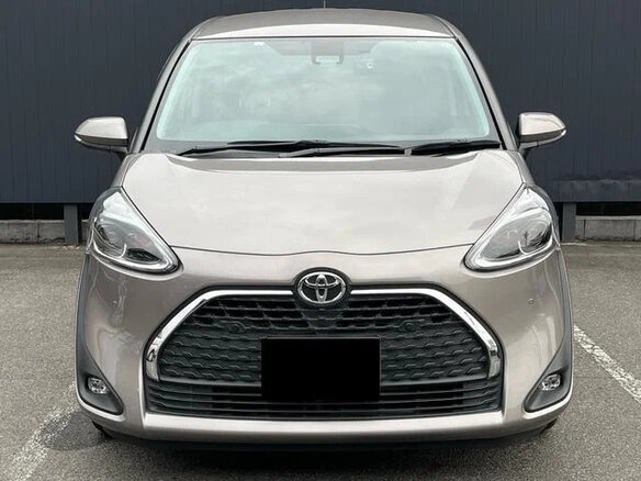 2021 Toyota Sienta II Рестайлинг, серый - вид 7