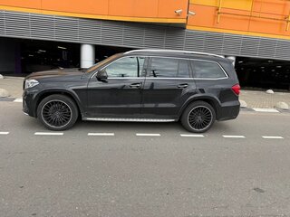2017 Mercedes-Benz GLS 350 d I (X166), чёрный, 4690000 рублей, вид 3