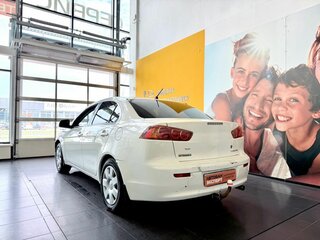 2008 Mitsubishi Lancer X, белый, 439000 рублей, вид 4
