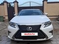 2015 Lexus ES 250 VI Рестайлинг, белый, 3000100 рублей - вид 1
