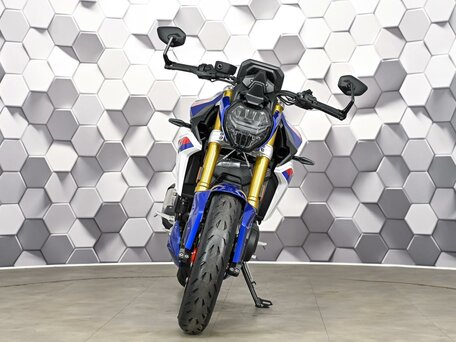 2025 BMW F 900 R, синий, 1277000 рублей, вид 5